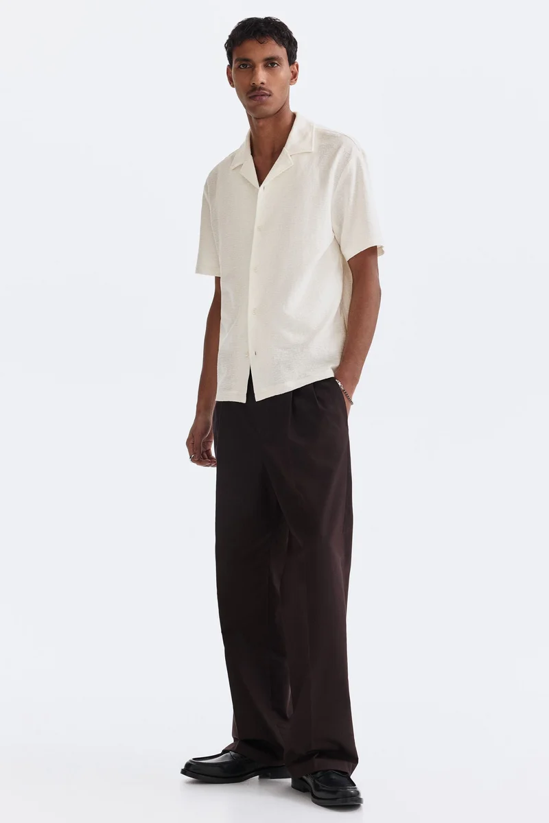 اتش اند ام قميص ريزورت بقصّة عادية